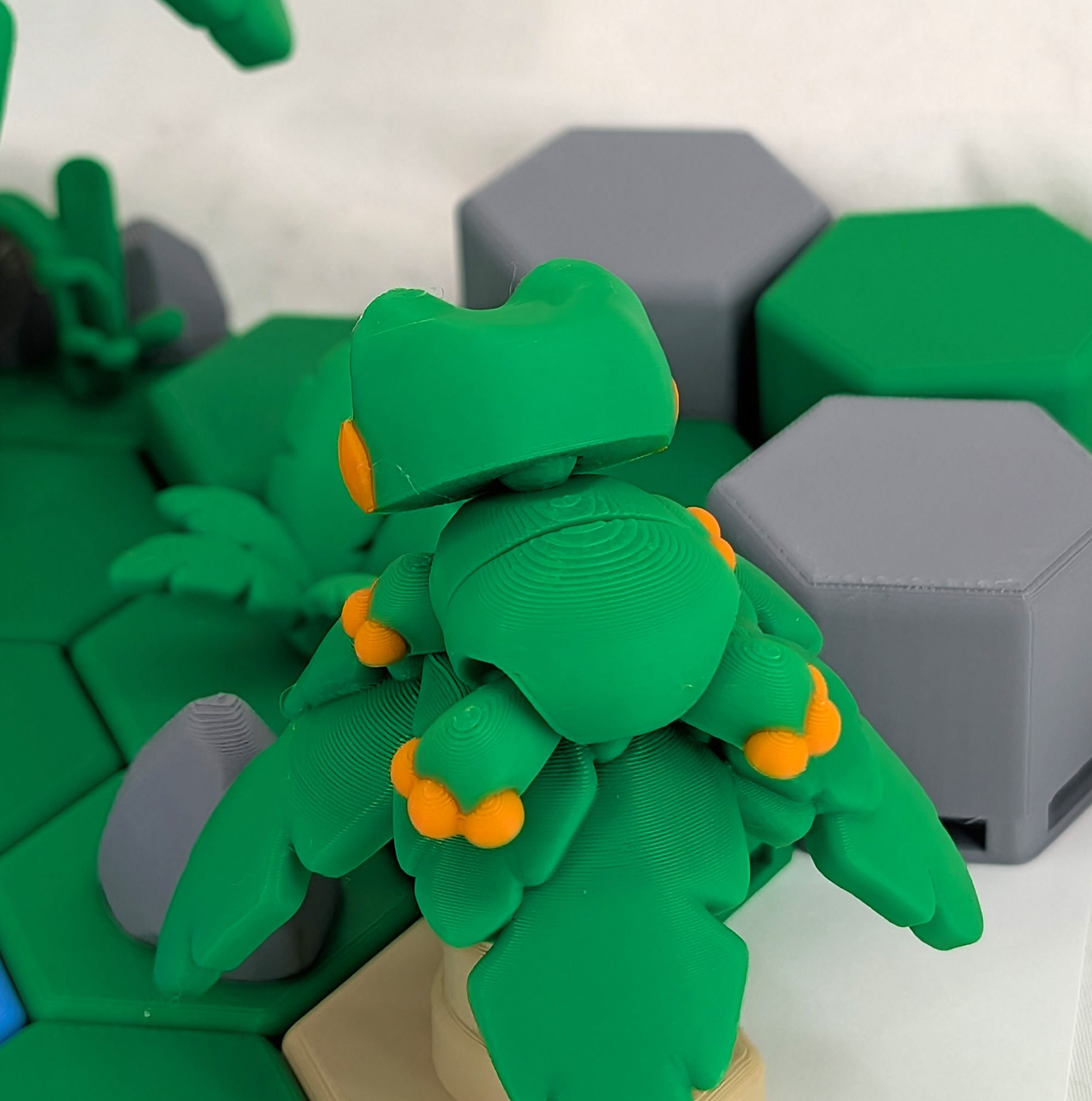 Articulated Tree Frog 3D Printed Model